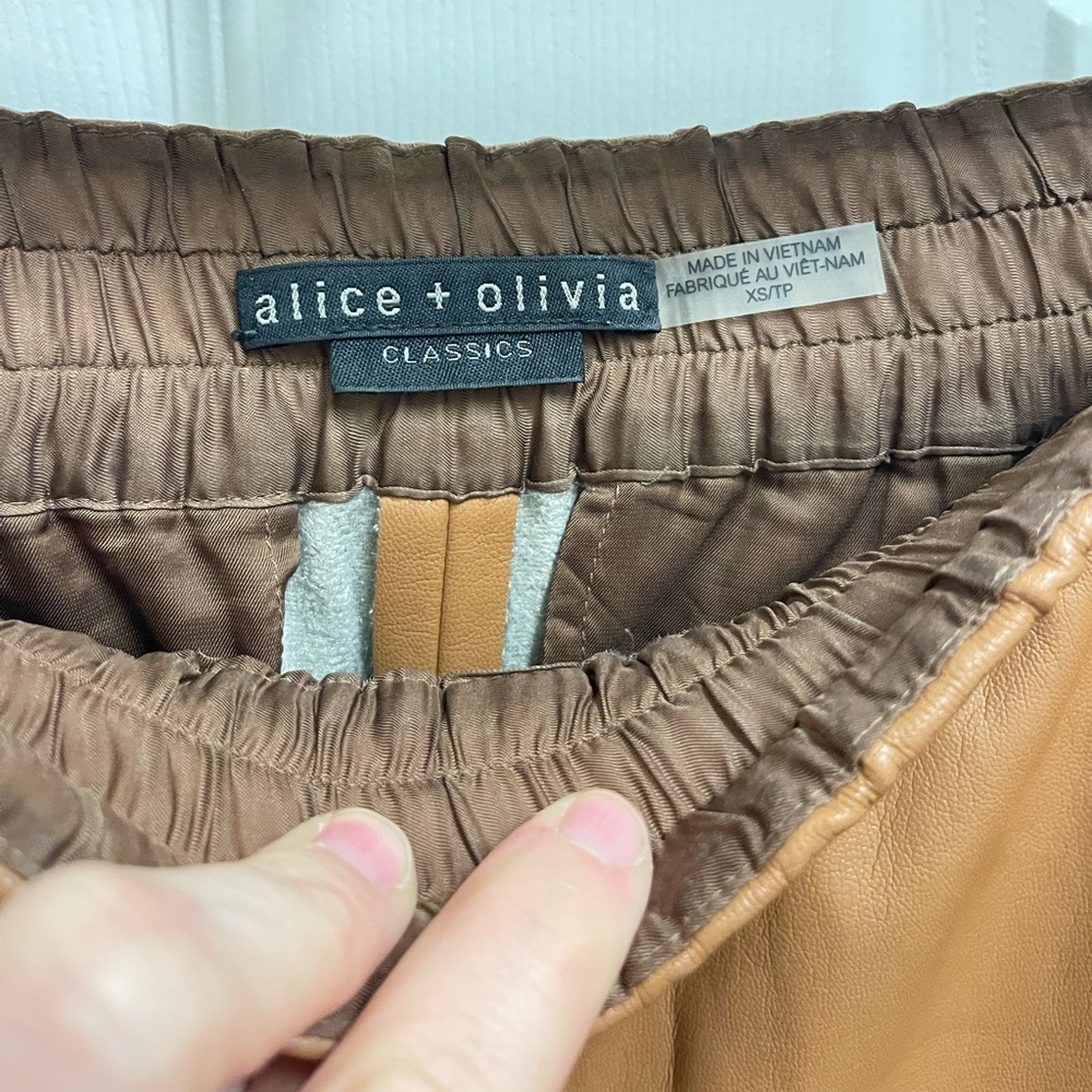 Alice + Olivia Camel Brown Faux Leather Joggers - Picture 6 of 12